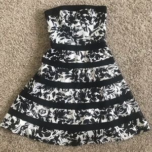 White Black Dress size 00